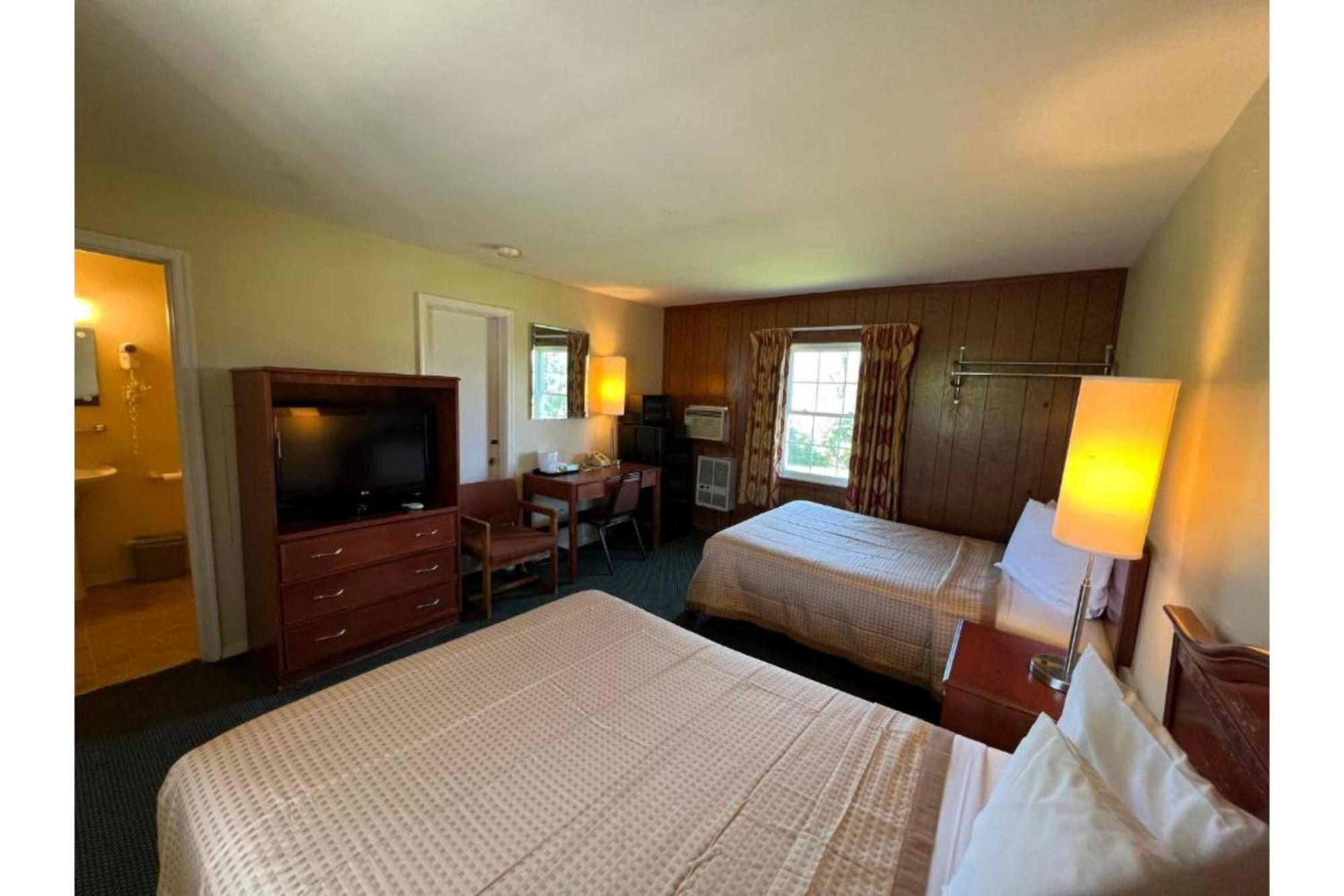 Relax Inn By Oyo Natural Bridge I-81 Ngoại thất bức ảnh