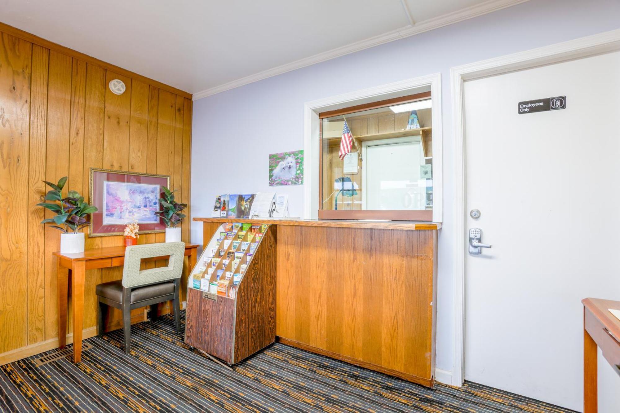 Relax Inn By Oyo Natural Bridge I-81 Ngoại thất bức ảnh